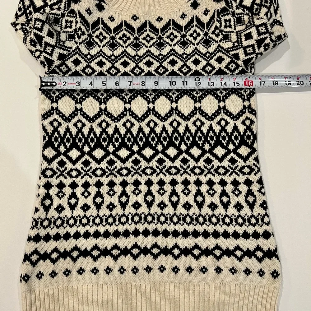 Christmas Snowflake Sweater Warm Holidays Fitted Small Cream Black - Picture 6 of 10